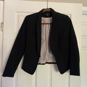 H&M Lined blazer with clasp and pockets
